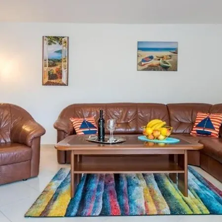 Feel Good - Two-bedroom With Terrace And Garden View شقة دوبروفينك