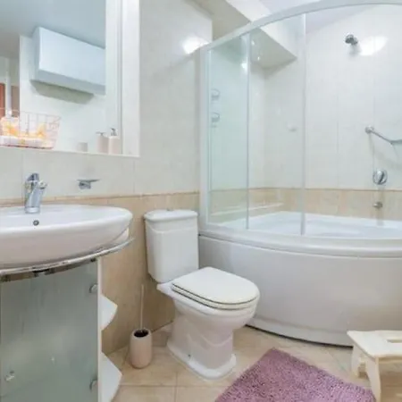 Feel Good - Two-bedroom With Terrace And Garden View * Dubrovnik