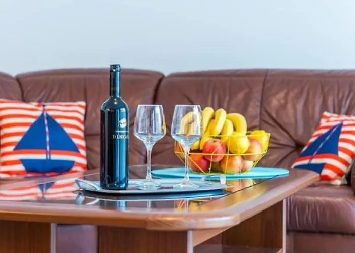 Feel Good - Two-bedroom With Terrace And Garden View