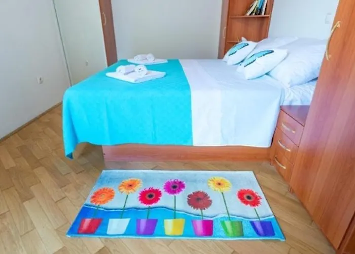 Feel Good - Two-bedroom With Terrace And Garden View *