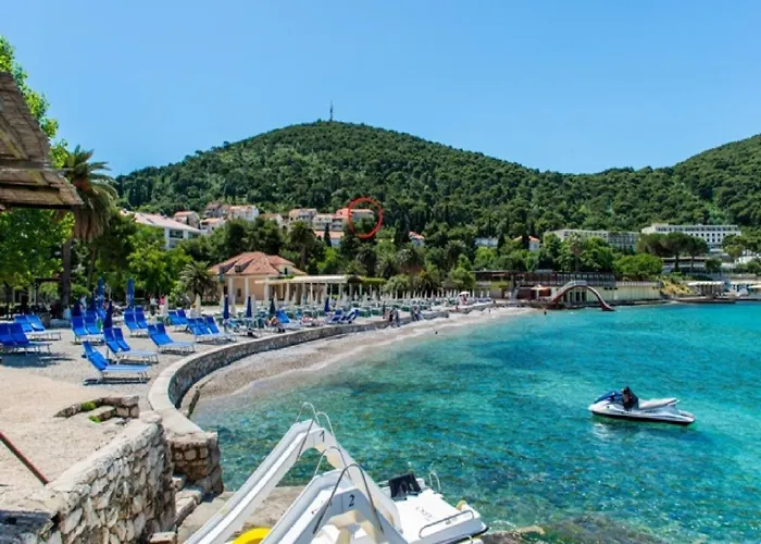 Feel Good - Two-bedroom With Terrace And Garden View Apartament *