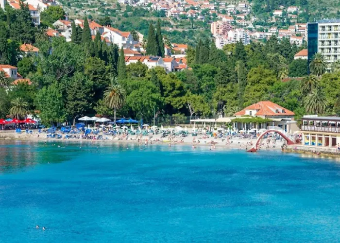 Feel Good - Two-bedroom With Terrace And Garden View