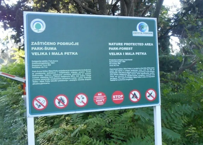 Feel Good - Two-bedroom With Terrace And Garden View Apartament Dubrownik