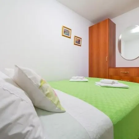 Feel Good - Two-bedroom With Terrace And Garden View